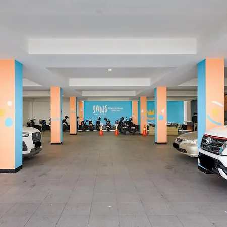 Sans Hotel Max Living Cengkareng-3